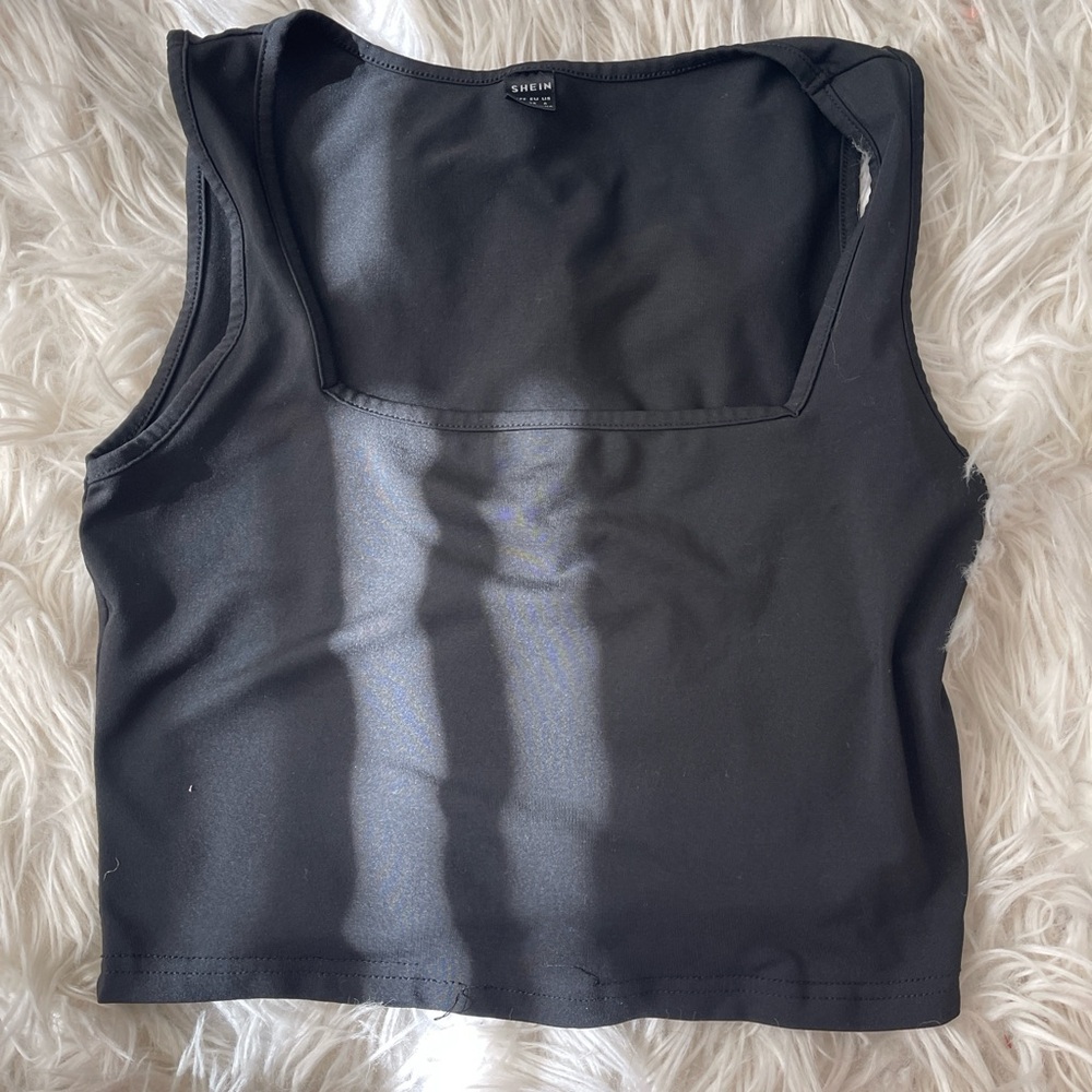 SHEIN Black Fitted Crop Tank Top
